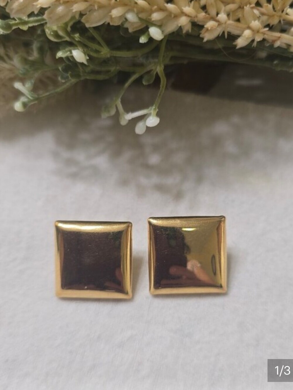 Vintahe Gold Square Stud Earrings -Polished Pyramid Design